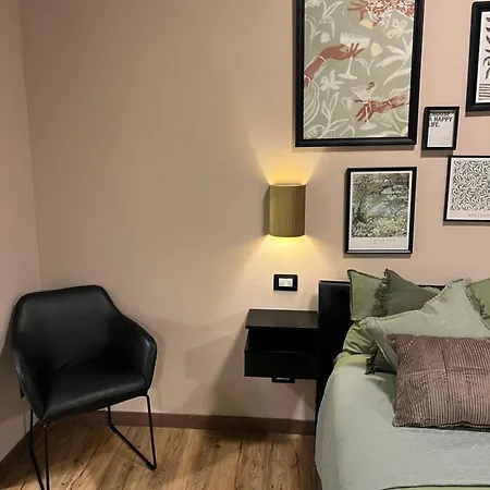 Charme And Cozy 3 Km Away From Duomo Apartment Milan