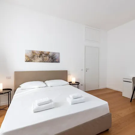 Stayeasy Fondazione Prada 3p - Center In 15 Mins *