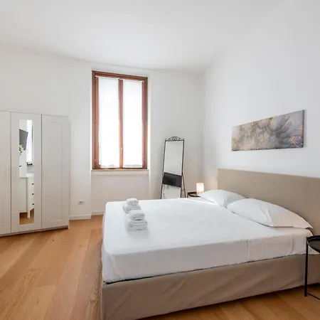 Stayeasy Fondazione Prada 3p - Center In 15 Mins