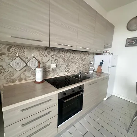 Apartament Cozy Near Life Mediolan