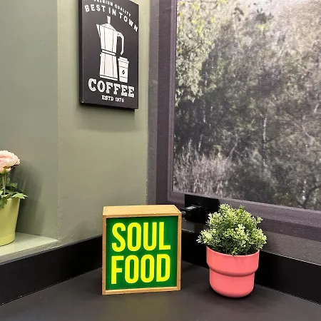 Apartamento Tree House - Stylish Loft In The Heart Of *