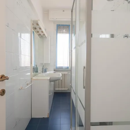 Xenia - Newly Renovated *