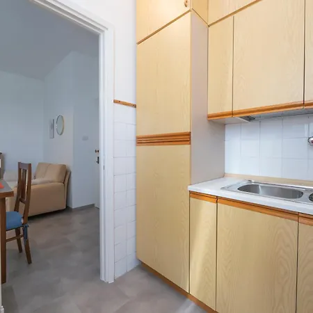 Apartment Xenia - Newly Renovated