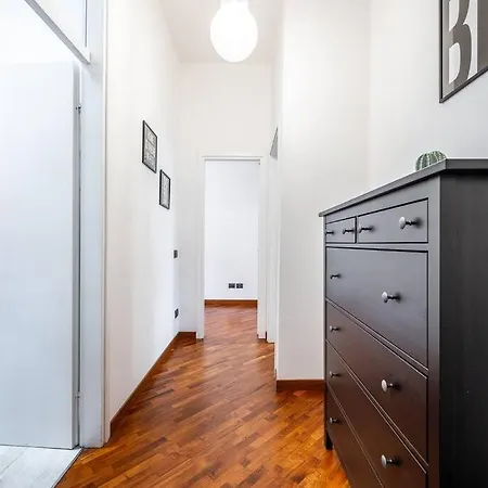 Carrobbio's Nest - Elegant With Wifi And Ac Lejlighed Milano