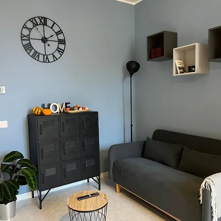 La Casa Di Lidia - Bocconi Apartament *