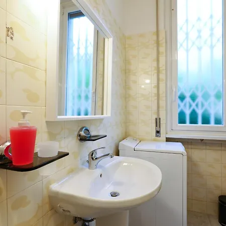 Apartment Primopiano - Brenta Milan