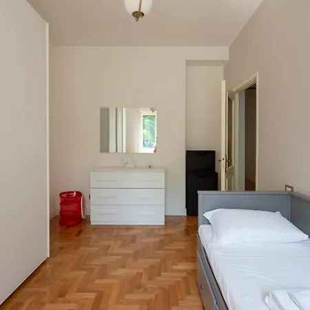 Big Close To Bocconi / Humanitas / Ieo Apartment