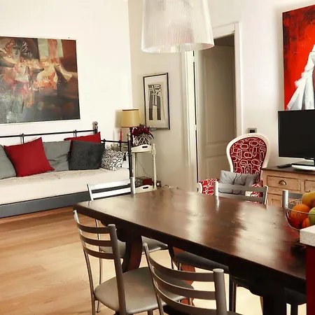 Artistic Park Apartment Milan