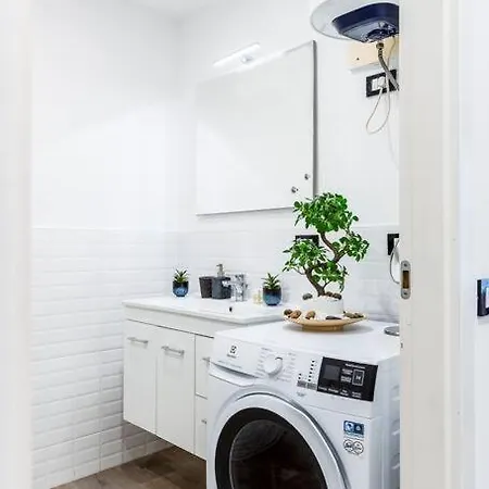 דירה 2 Minutes From Station-exclusive Open Space *