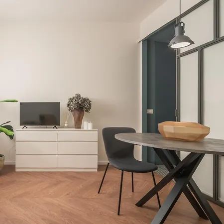 Apartament Monti Design R&r Mediolan