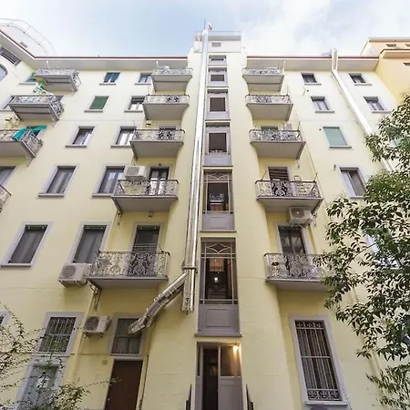 Duomo 10min Shopping&relax Fast Wifi & Balcony 公寓