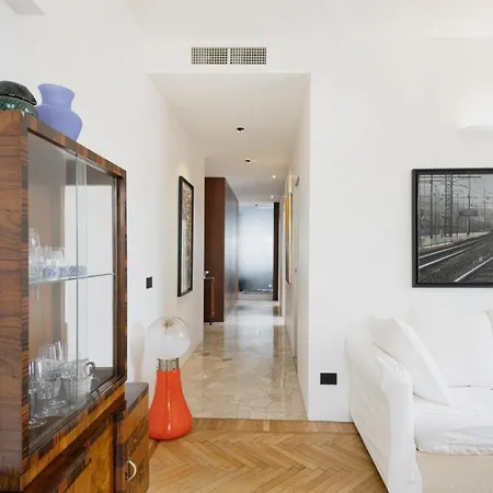 Appartamento Easylife - Incantevole Dimora Con Terrazza Milano