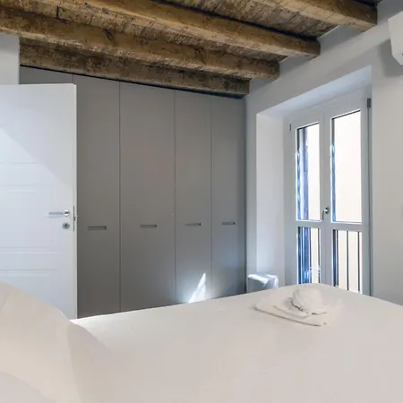 Easylife - - Castaldi 26 P1s - Porta Venezia *