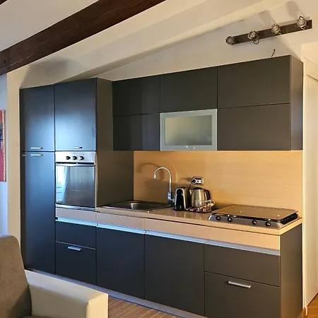 Nolo93 Attic Right In Front Of The Metro Station To Duomo