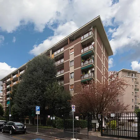 Classbnb - Designer In The Niguarda Area Appartement