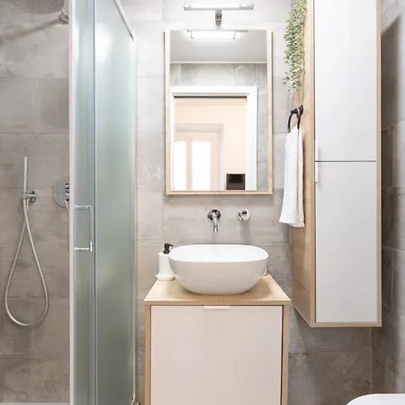 Tiny & Tidy In The Key Area Of *