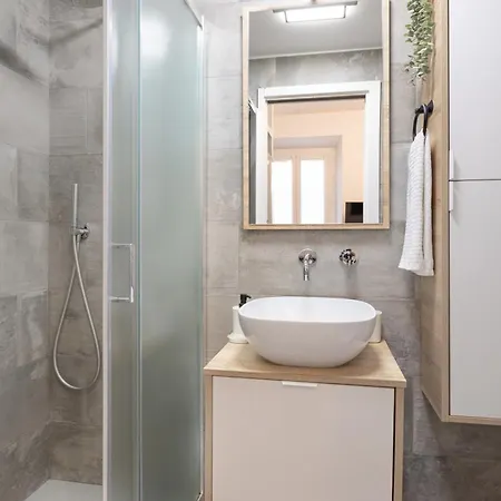 Appartement Tiny & Tidy In The Key Area Of *