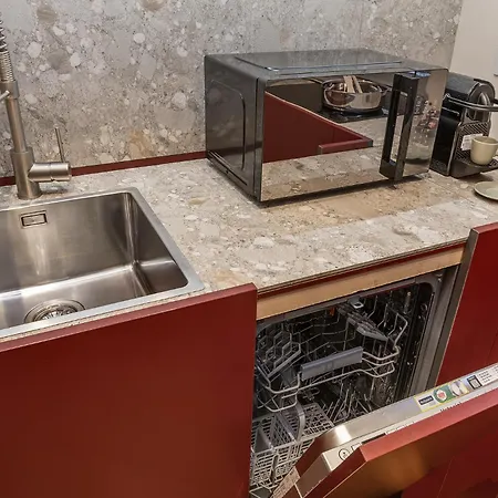 Fifty Eight Regina Margherita