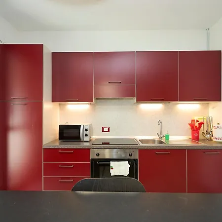 Humanitas House - 20 Minutes From Duomo - Navigli Apartment Milan