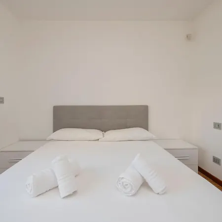 Luxury - Muratori 9 Apartamento *