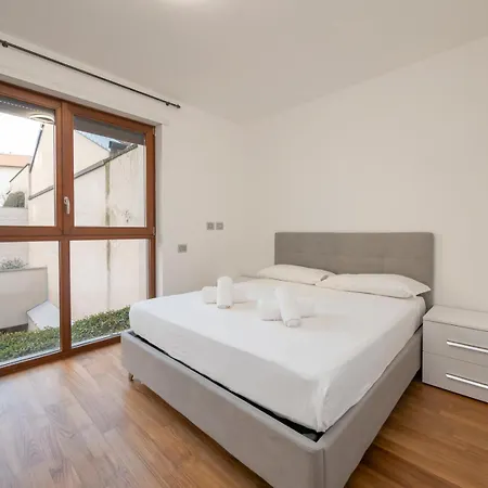 Luxury - Muratori 9 * Milán