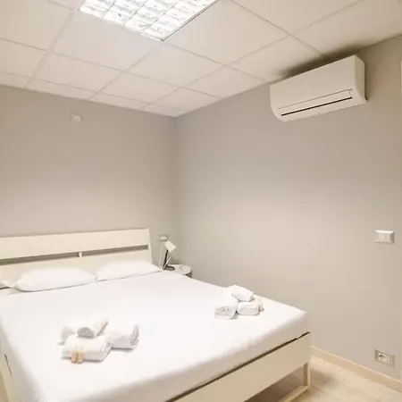 Modern Loft 8 Min From Duomo * Μιλάνο