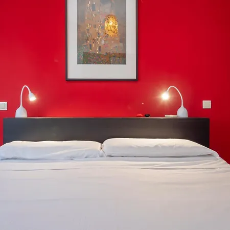 I Host - Falck 53 Apartament *