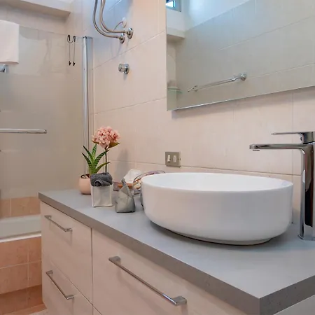 Apartament I Host - Falck 53 *