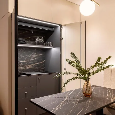 Lumera - Brera Milan