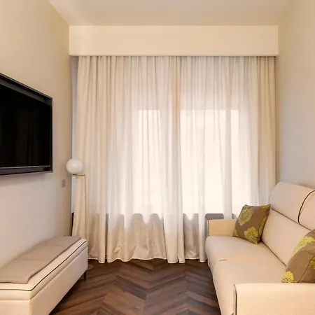 Lumera - Brera Milan