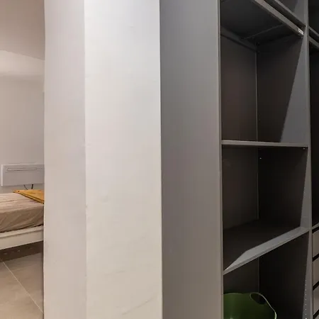 Apartman Host4u - Edoardo's House In *