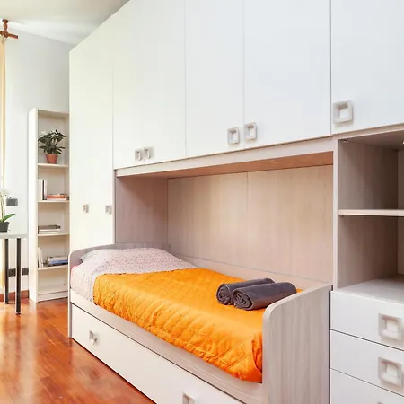 דירה Stazione - Ariel - Luminoso Con Terrazzo Fino A 6 Posti Letto מילאנו