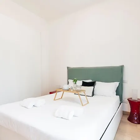 Easylife - Elegante In Porta Romana Apartment *