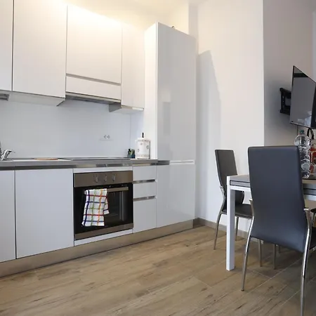 Marina House - Iulm Navigli San Paolo * Milaan