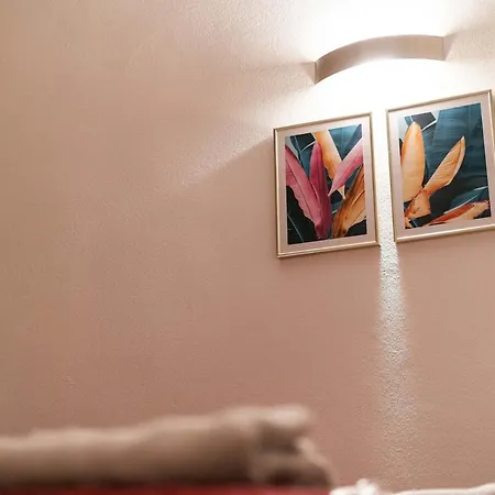 Chic Elegante Rifugio A Due Passi Dalla M4 Apartamento