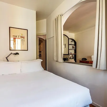 Brand New 1 Bedroom In Brera Apartament *