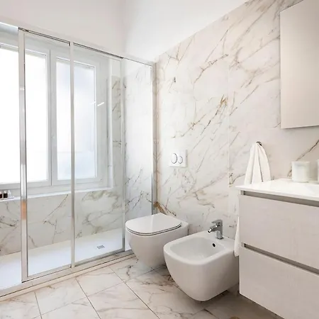 Duomo - 3 Minutes From The Duomo * Milano