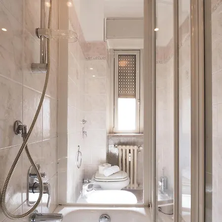 Primopiano - Noe * Milánó