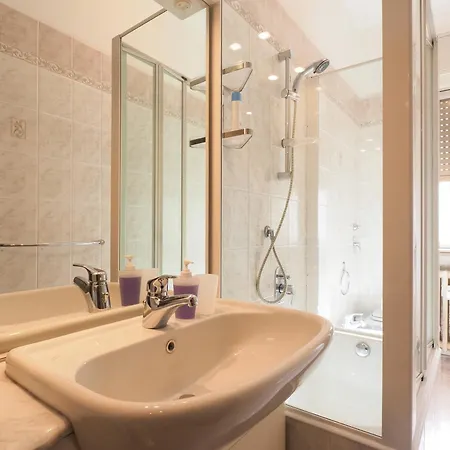 Primopiano - Noe Apartman Milánó