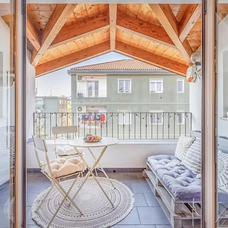 Unconventional Near Linate - Supreme Meme Loft *