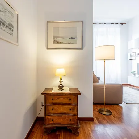 Luxury, Modern & Charming Near Station 公寓 米兰