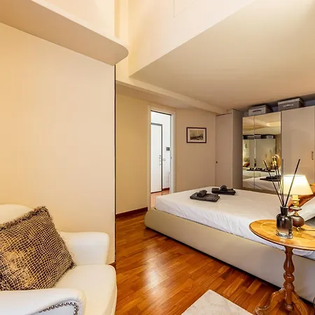 Luxury, Modern & Charming Near Station 公寓 米兰