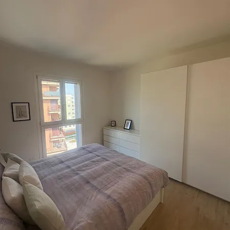 Panorama - Luminous With Private Garage Apartment Milan