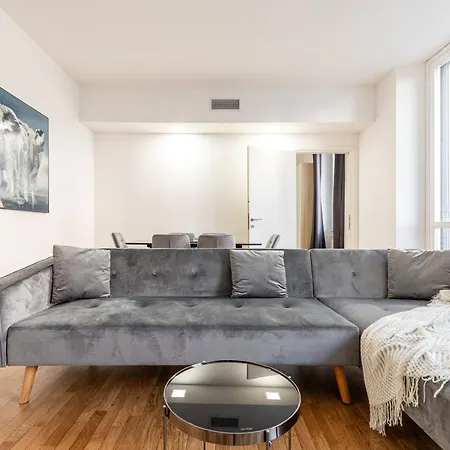 Beplace In De Amicis * Mailand