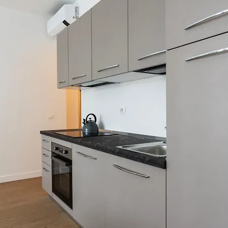 Youhosty - Gioia Large * Milano