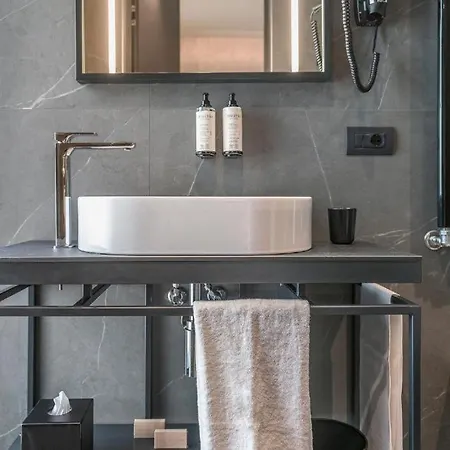 Hotel Hotiday Collection - Cinque Giornate 4*
