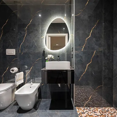 Luca Duomo Visconti Apartment *