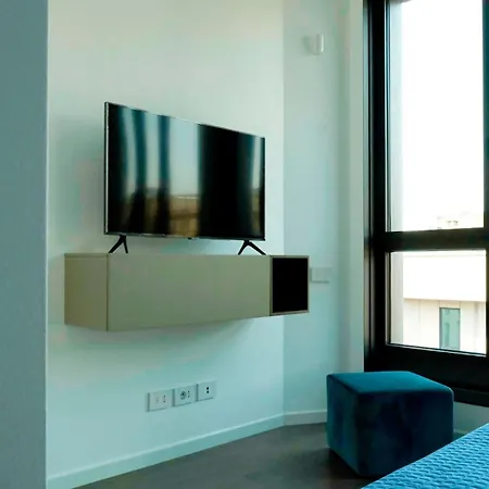 San Babila Tower With Panoramic Terrace Overlooking Duomo By Rentopolis Lägenhet Milano