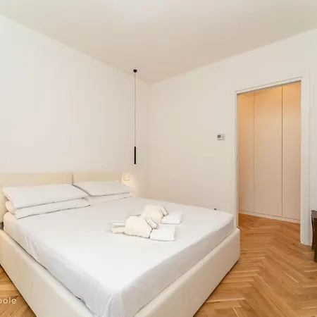 Nivola House, Bilocale Su Tre Livelli E Terrazzo Apartment Mailand