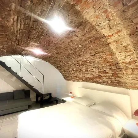 Dhomes - Loft In Duomo Apartamento Milão